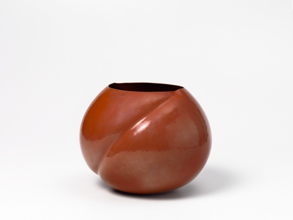koichi io whirl vase 3a