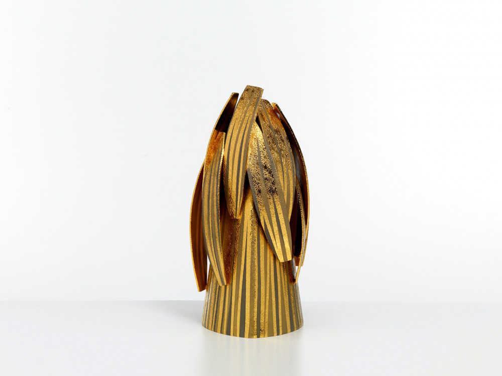 hirokiiwata goldscenevase 2019 02